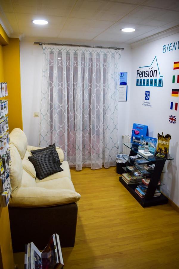 Pension Waksman บาเลนเซีย ภายนอก รูปภาพ